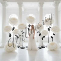 Аренда ростовых цветов из бумаги "Пионы" (цвет по согласованию)